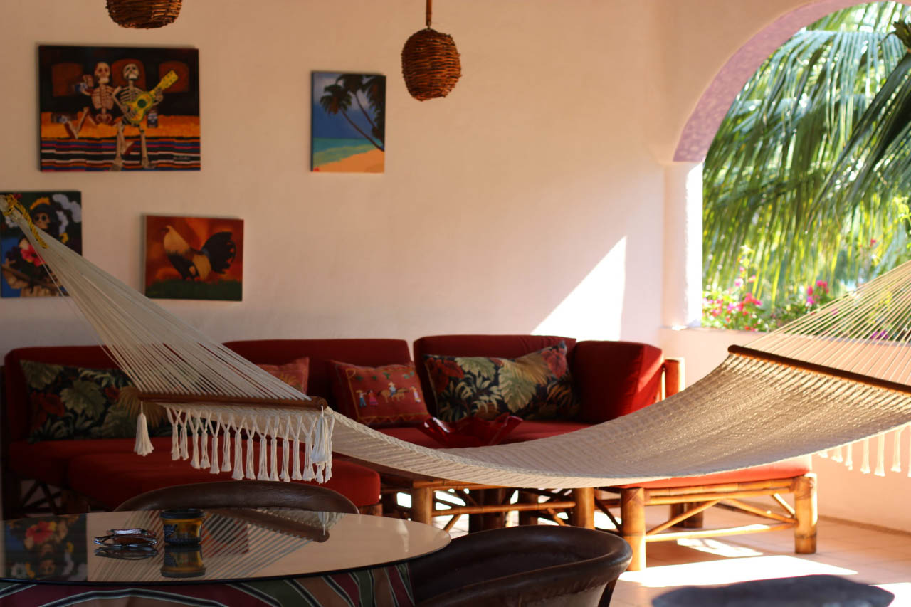 Living area with hammock